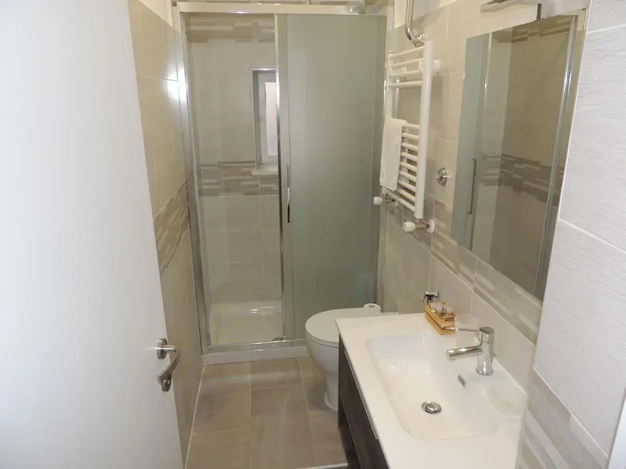 Apt Central Magenta Roma Daire