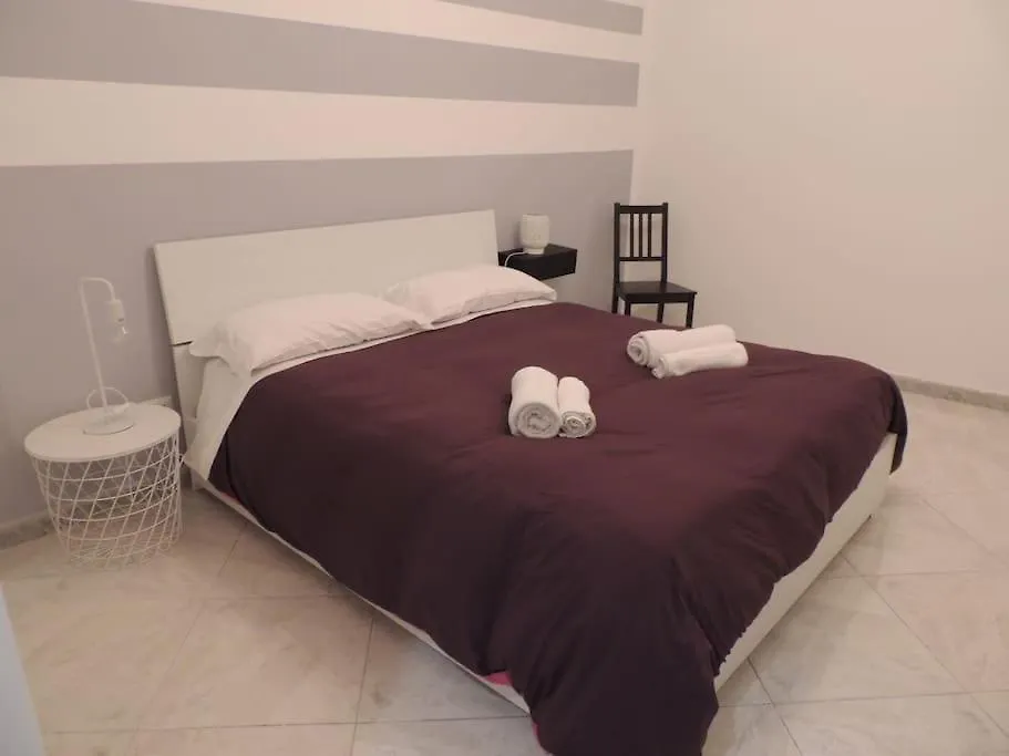 Apt Central Magenta Roma İtalya