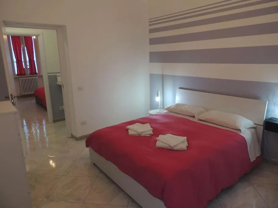 Apt Central Magenta Roma Daire